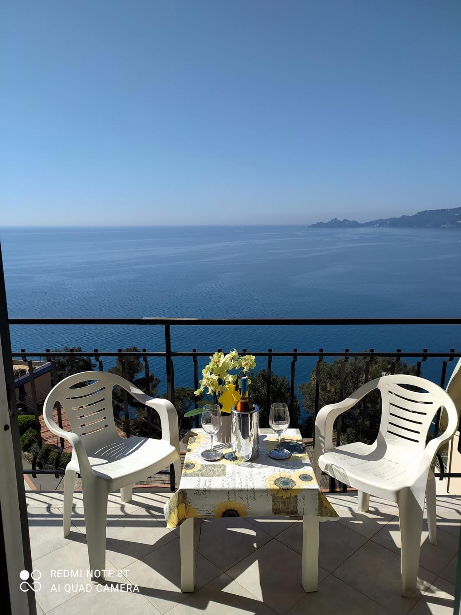 Davanti Al Mare E A Portofino - In Front Of The Sea And Portofino Apartment Zoagli Exterior photo